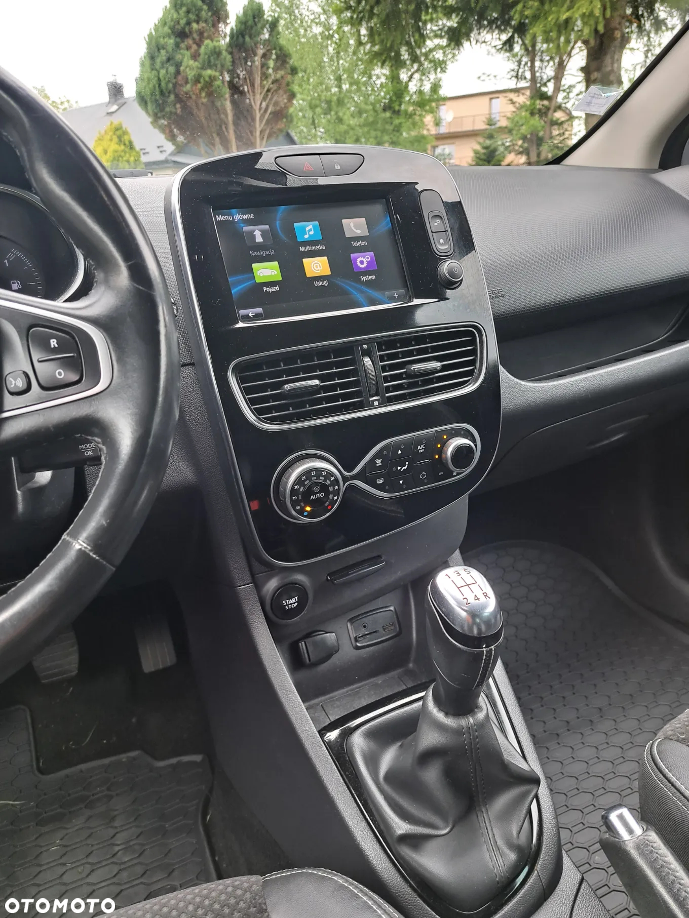 Renault Clio - 35