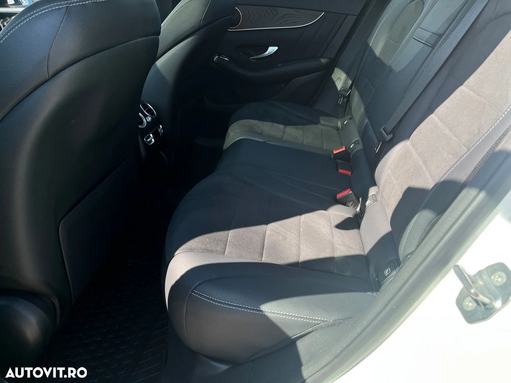 Mercedes-Benz GLC 250 d 4MATIC - 12