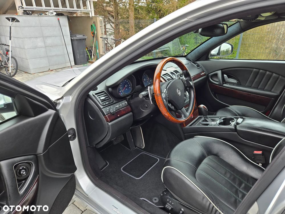 Maserati Quattroporte S - 18