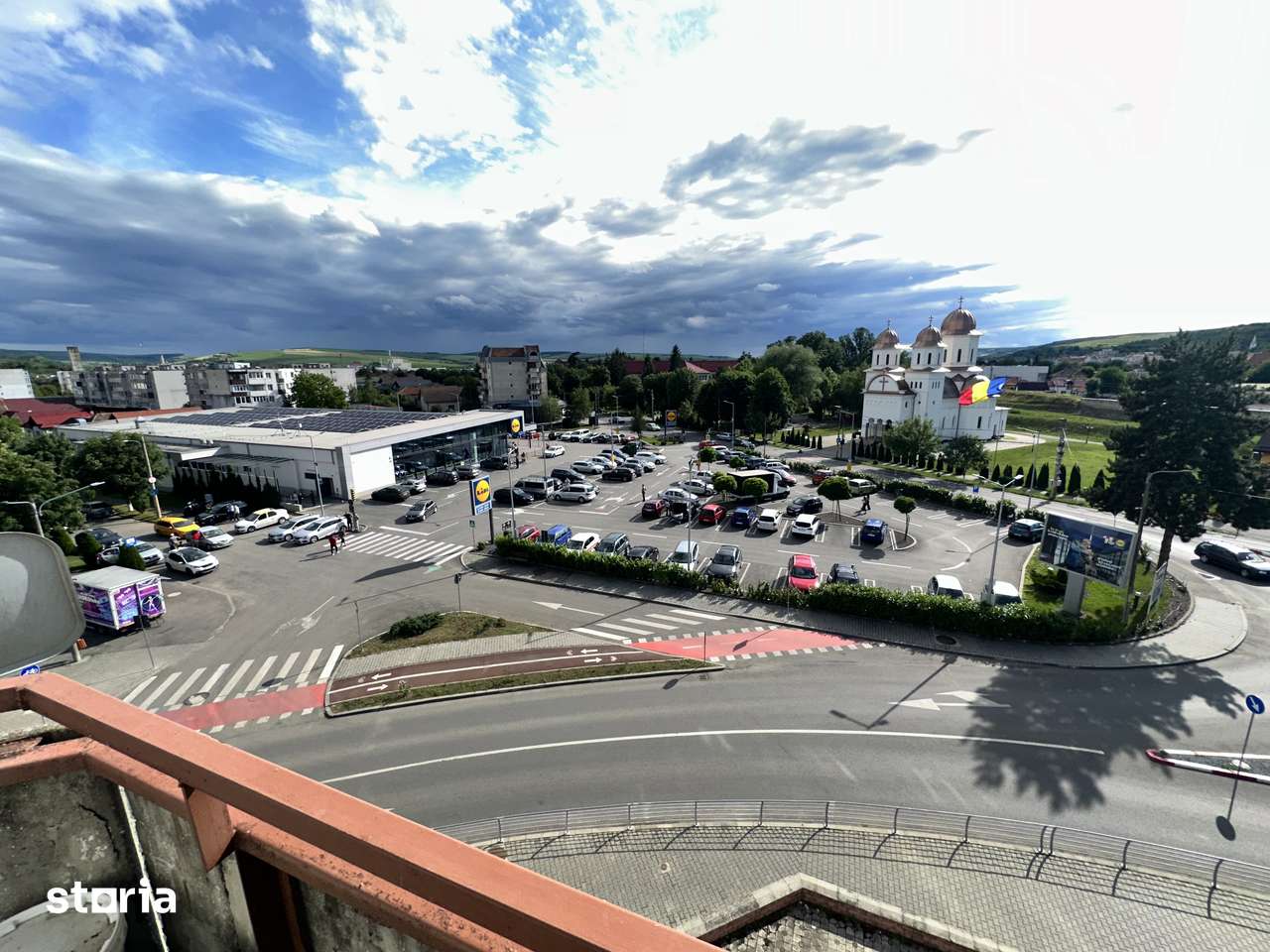 APARTAMENT DE VÂNZARE Strada Victoriei, Târnăveni — fotografia 1