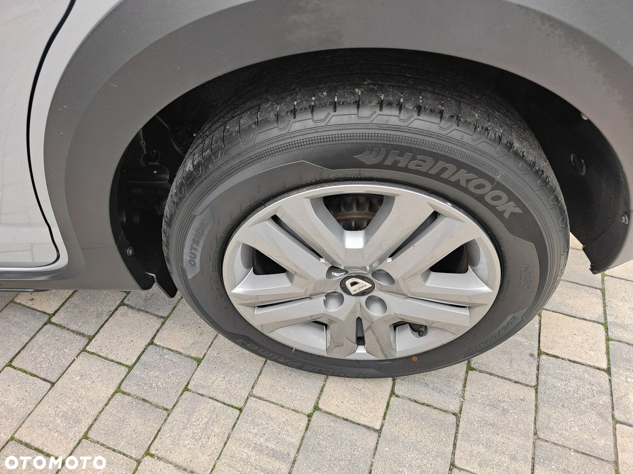 Dacia Sandero Stepway TCe 100 Celebration - 32