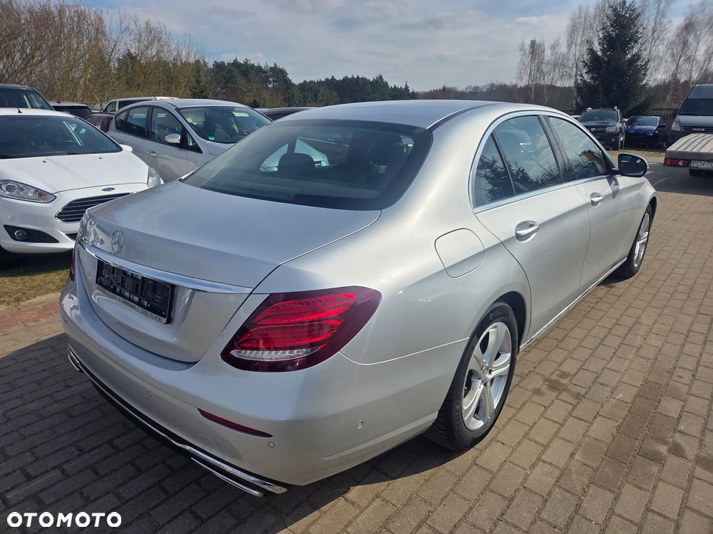 Mercedes-Benz Klasa E - 4