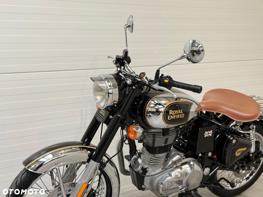 Royal Enfield Classic - 22