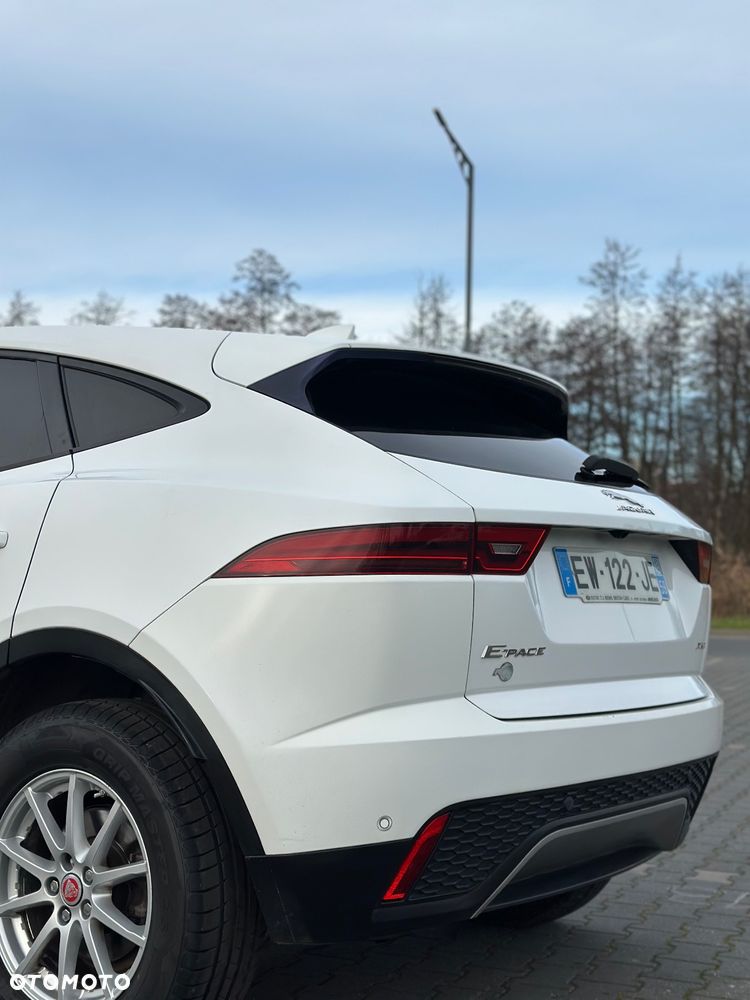 Jaguar E-Pace D150 R-Dynamic - 20