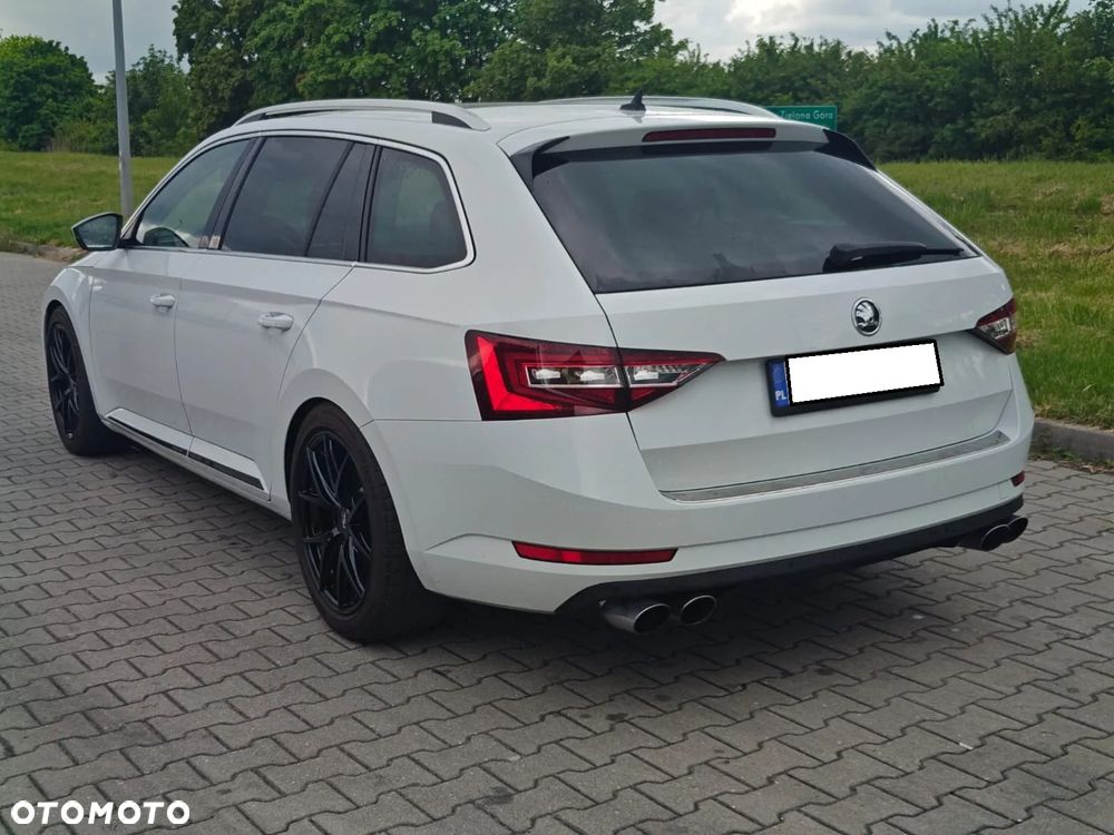 Skoda Superb - 36