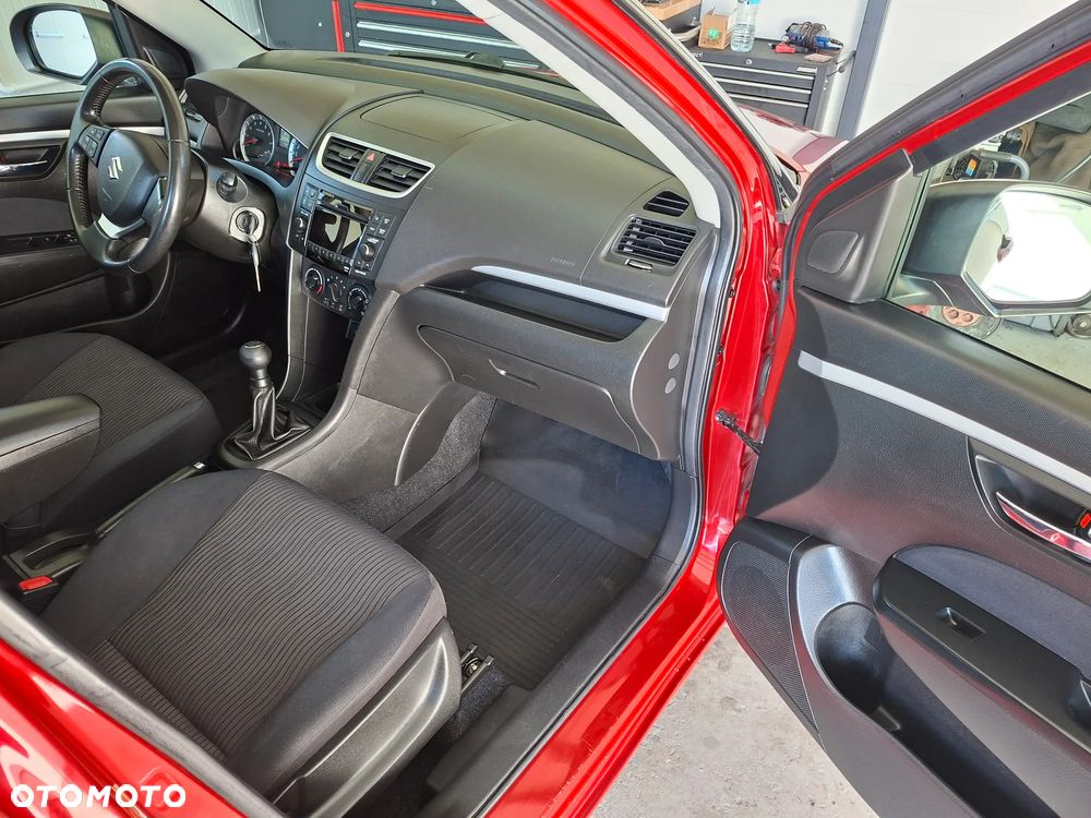 Suzuki Swift 1.2 4x4 Club - 12