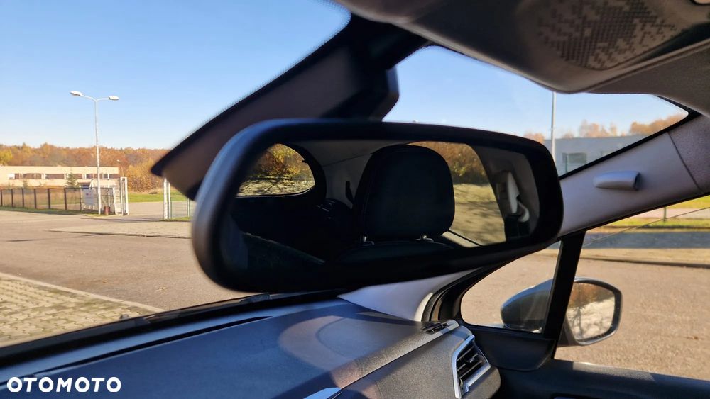 Peugeot 208 1.2 PureTech Allure - 13