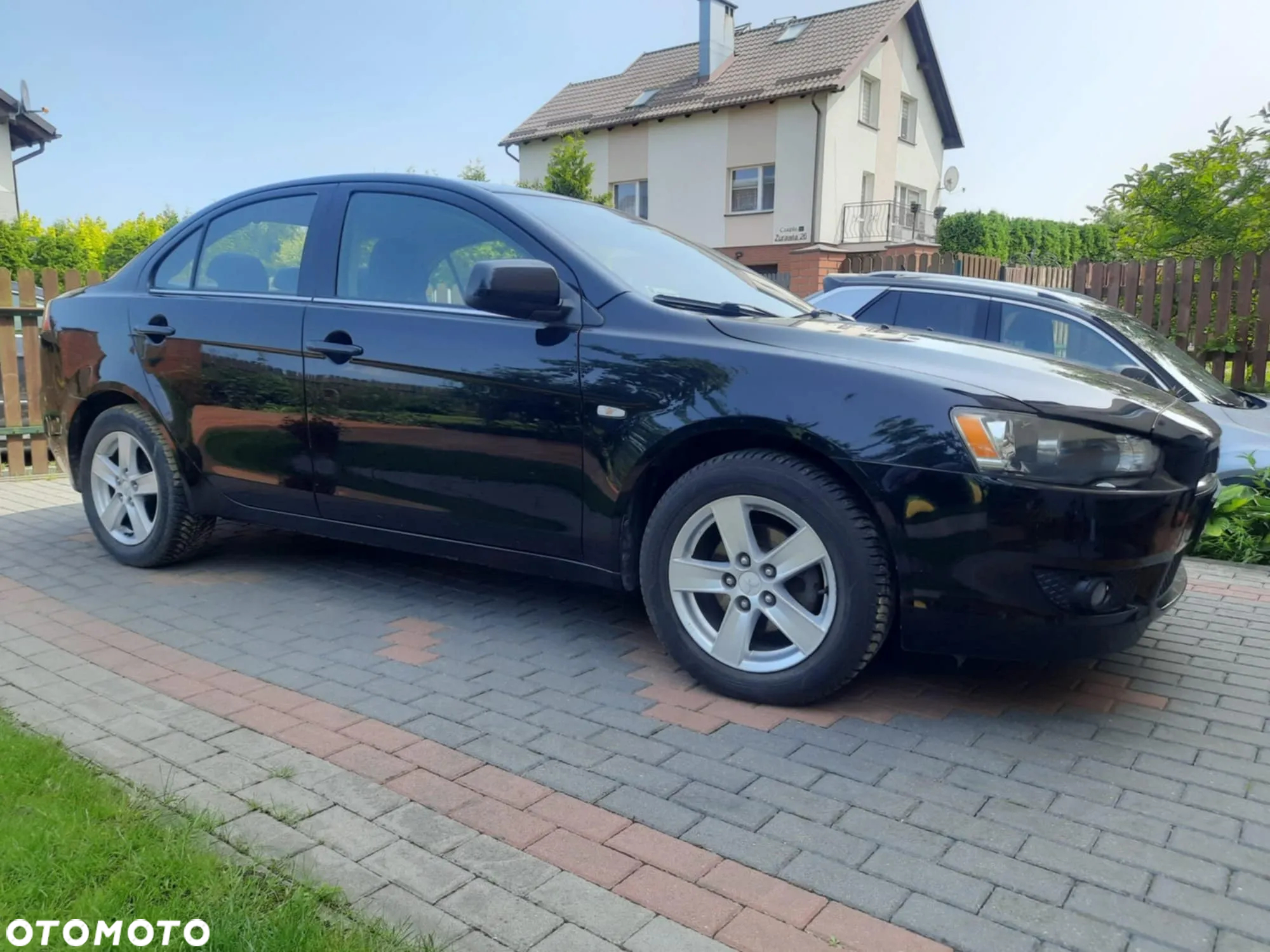 Mitsubishi Lancer - 11