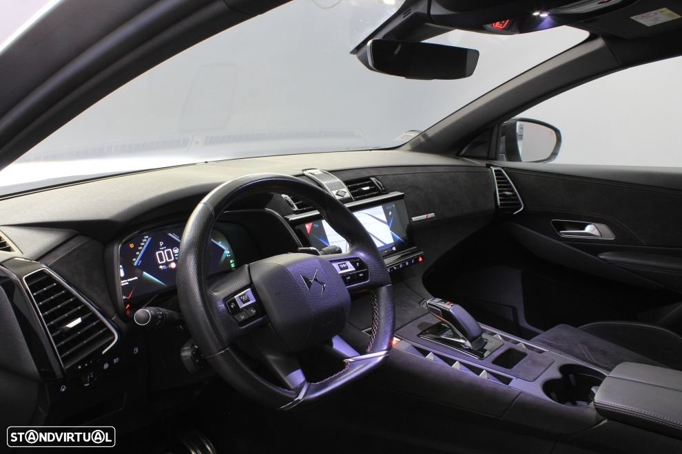 DS DS7 Crossback E-Tense Performance Line EAT8 - 24