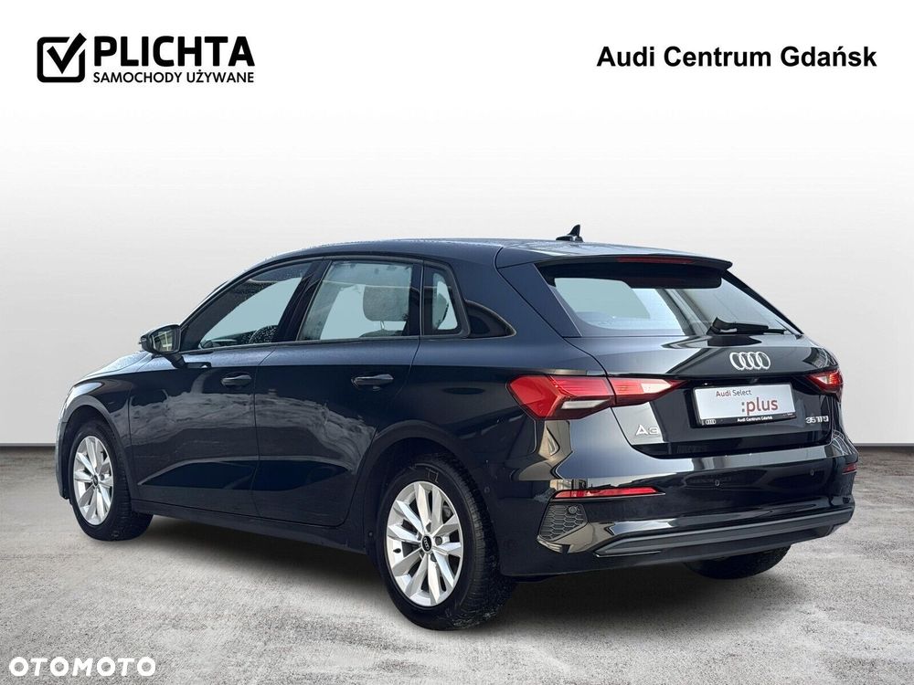 Audi A3 Sportback - 3