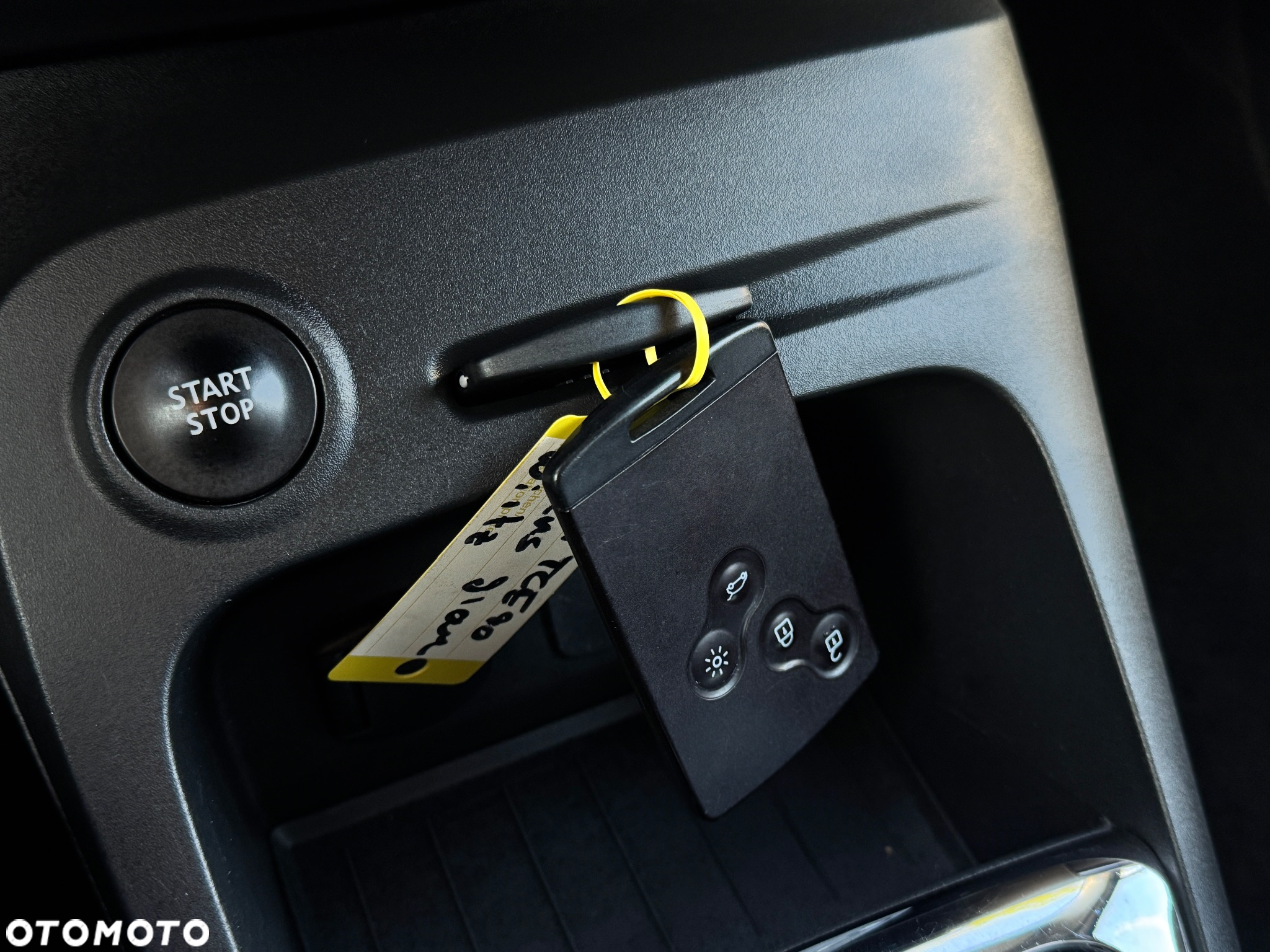 Renault Captur ENERGY TCe 90 Experience - 24