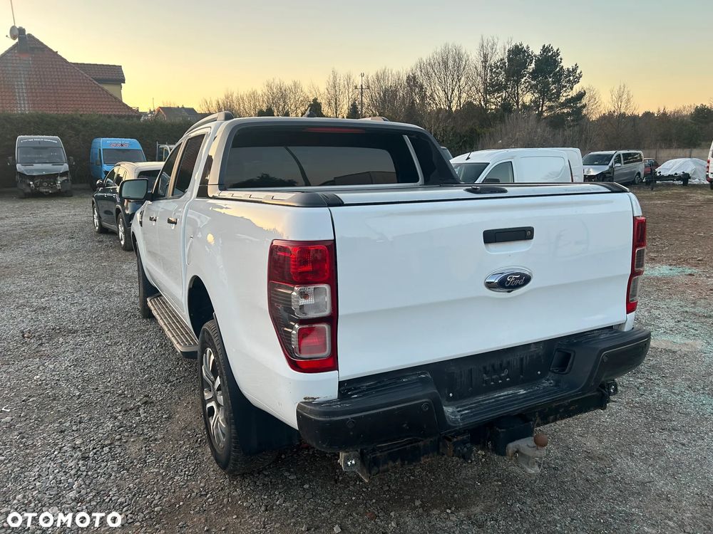 Ford Ranger 2.0 EcoBlue 4x4 DC Wildtrak - 4