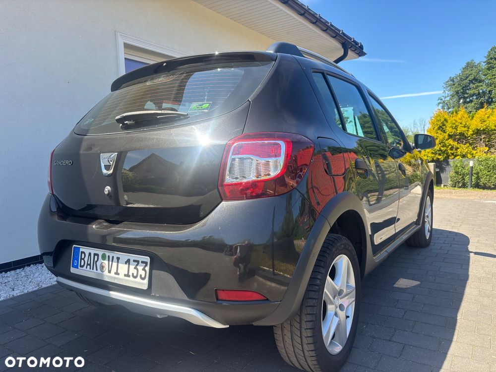 Dacia Sandero Stepway TCe 90 (S&S) Celebration - 3