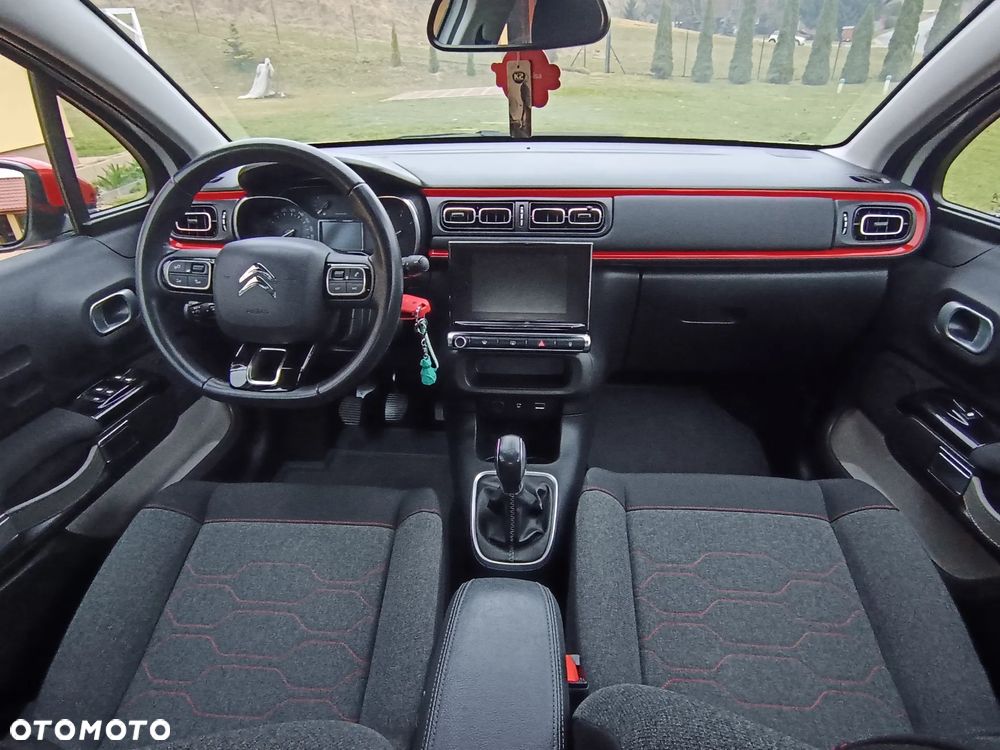 Citroën C3 1.2 PureTech Shine S&S - 8