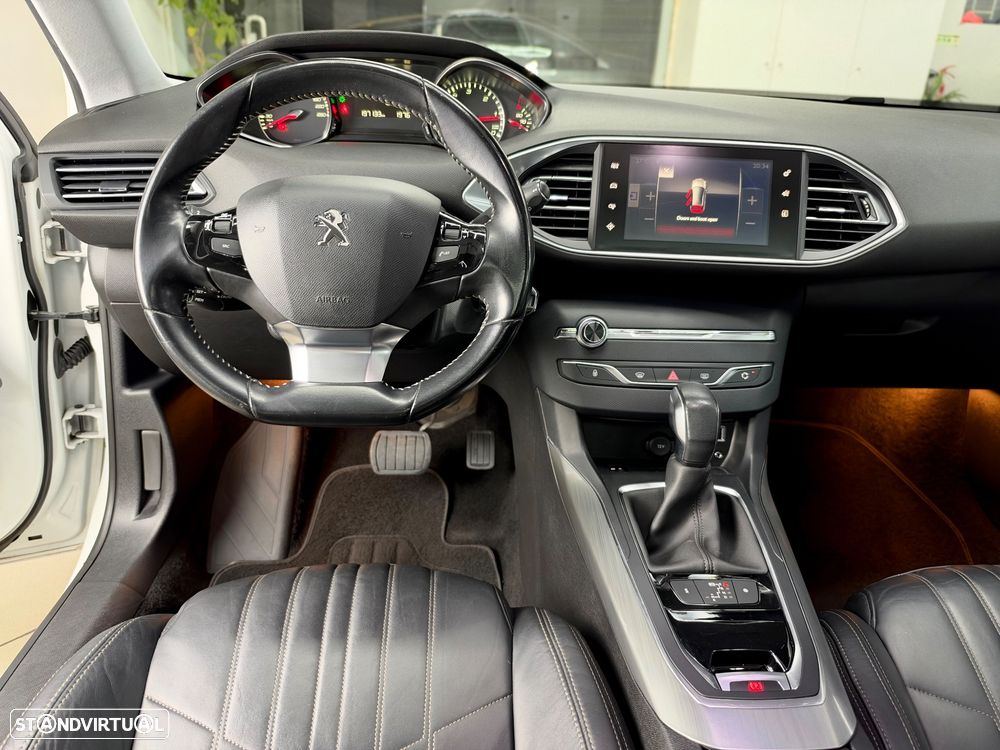 Peugeot 308 SW BlueHDi 120 EAT6 Stop & Start Allure - 16