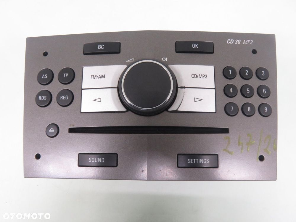 RADIO CD30 WYSWIETLACZ OPEL ZAFIRA B 13275077 13255557 497316088 - 3