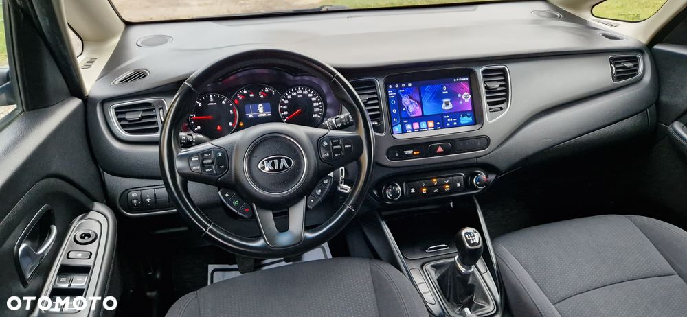 Kia Carens 1.7 CRDi 115 Dream-Team Edition - 27