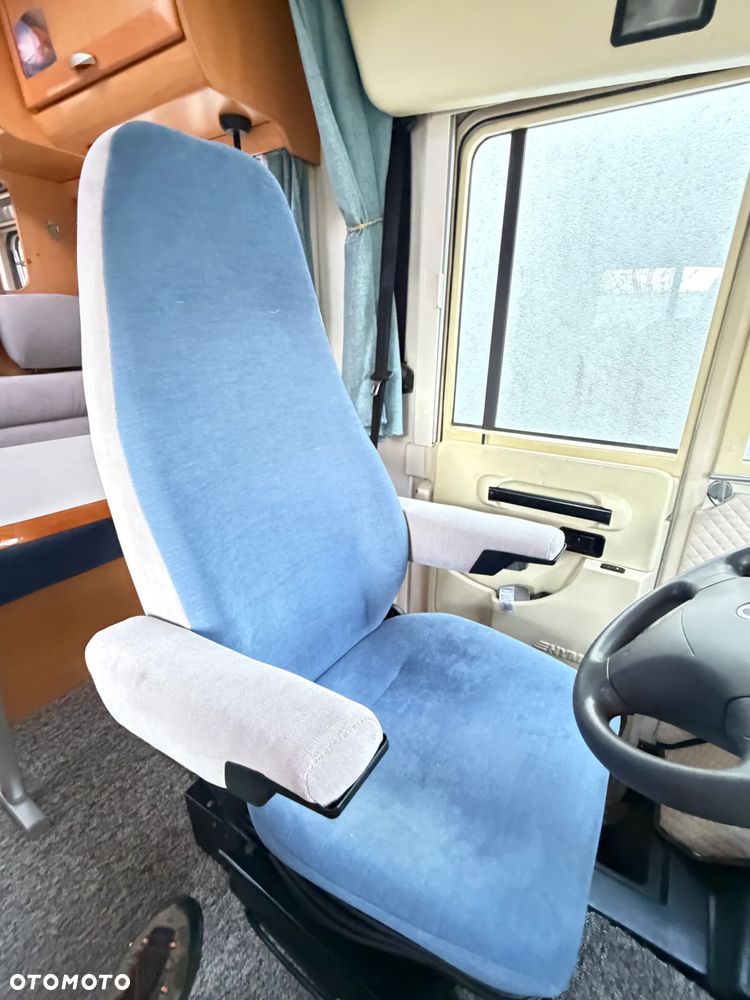 Hymer-Eriba Hymer B - Class 655 - 28