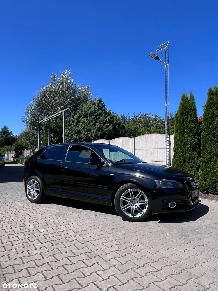 Audi A3 3-drzwiowe 1.6 TDI DPF Ambiente - 3