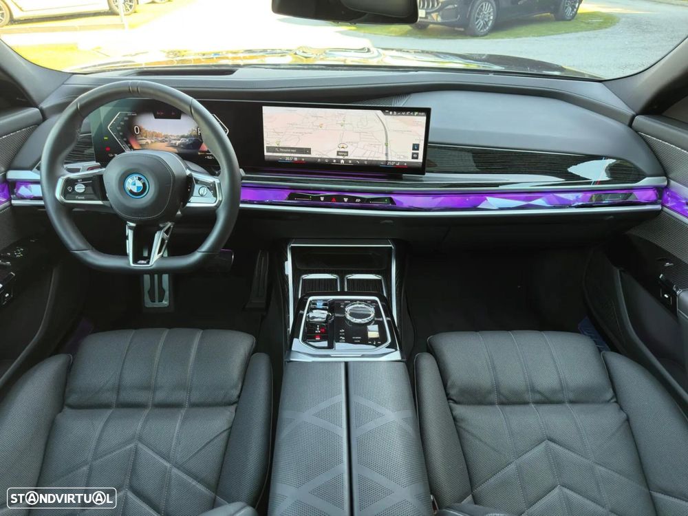 BMW i7 xDrive60 Pack Desportivo M Pro - 35