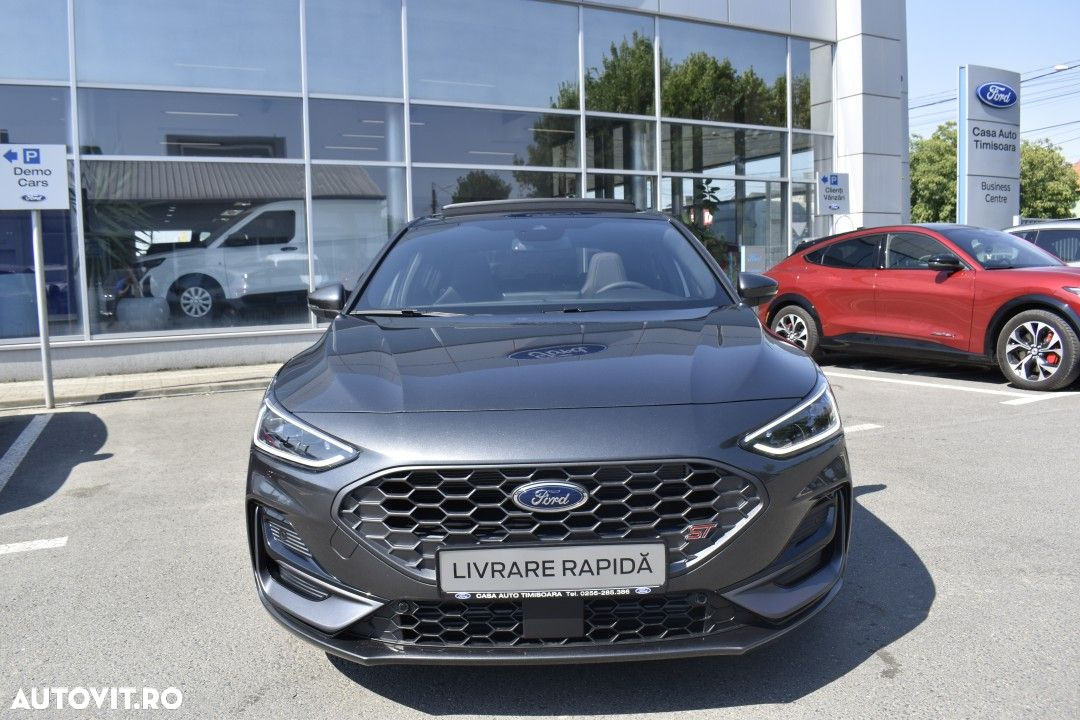 Ford Focus 2.3 Ecoboost ST X - 18