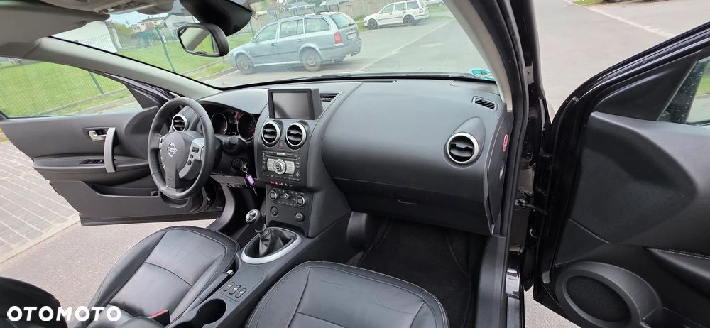 Nissan Qashqai 2.0 dCi Tekna EU5 - 23