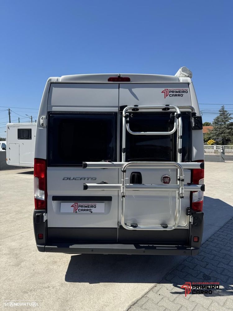 Adria Twin 600 SP cama transversal - 36