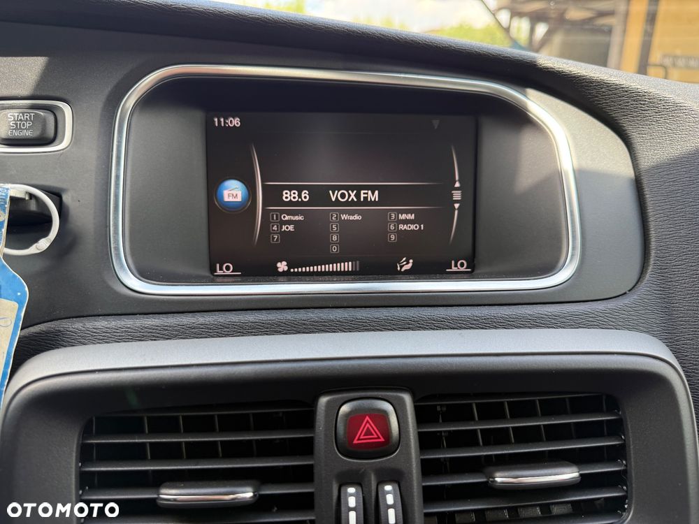 Volvo V40 D2 Kinetic - 28