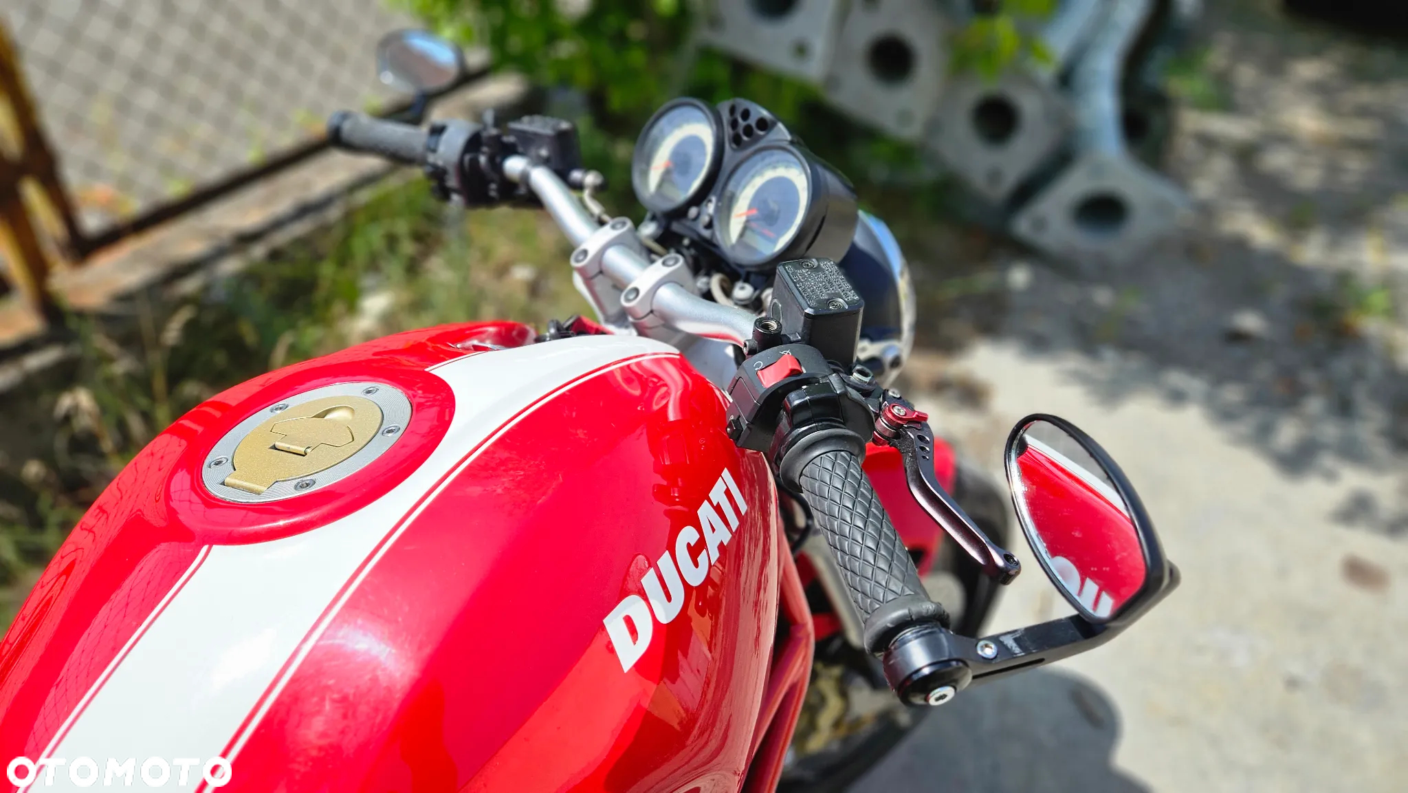 Ducati Monster - 8