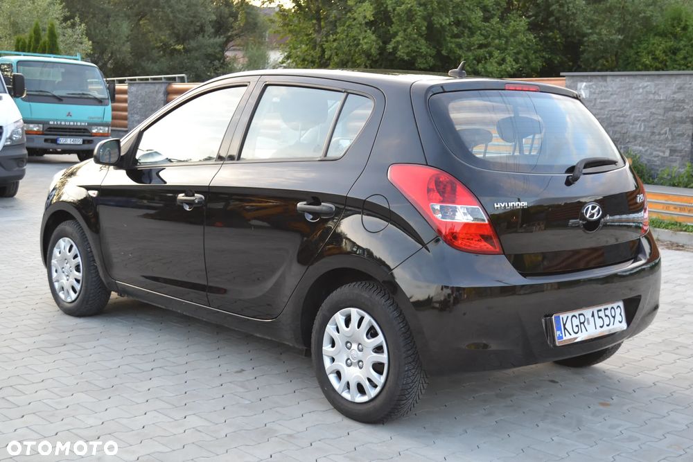 Hyundai i20 1.2 - 7