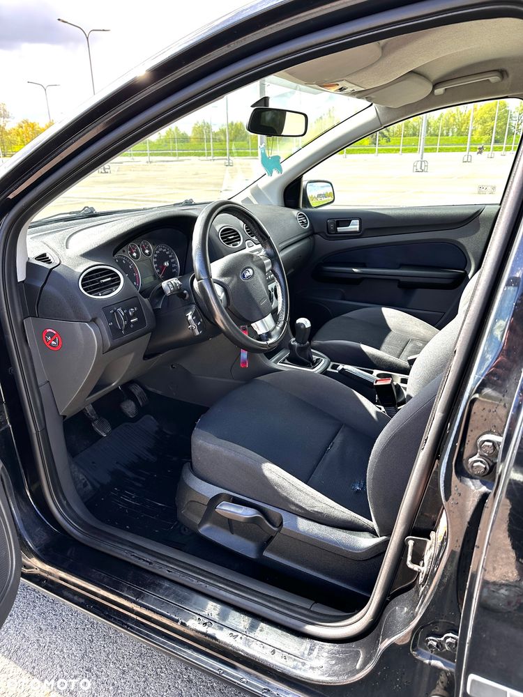 Ford Focus Ambiente - 6