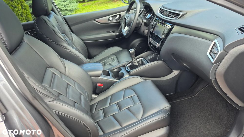 Nissan Qashqai 1.6 DIG-T Tekna+ - 14