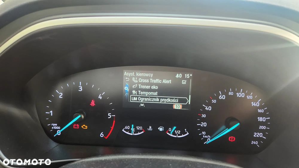 Ford Focus - 20