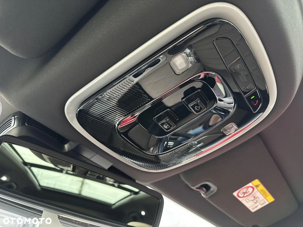 Chery Tiggo 8 1.5 T-GDI Super Hybrid Prestige DCT - 22