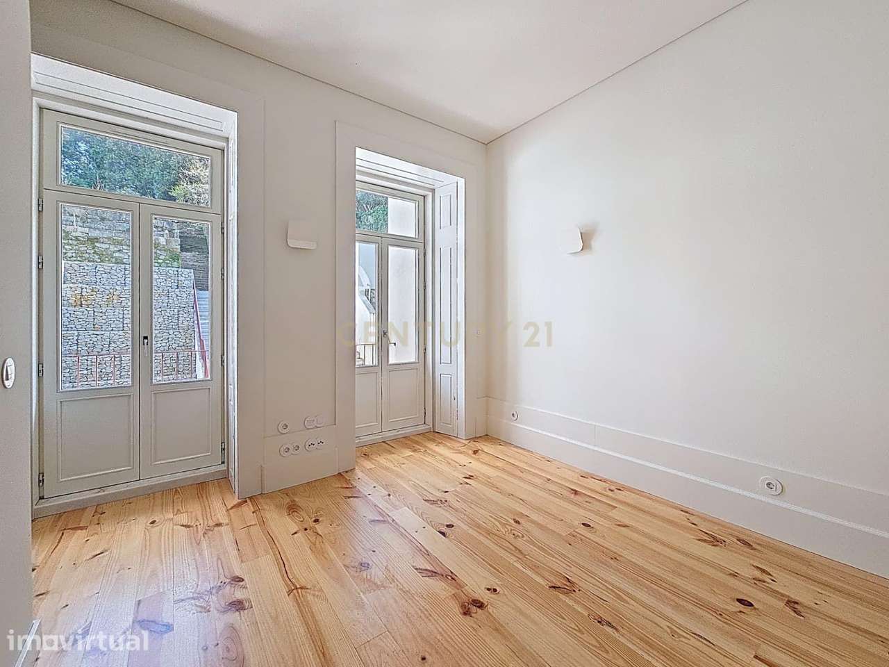 Apartamento T0 + 1 - Novo com Varanda – Rua do Bonjardim, Porto - Grande imagem: 4/23