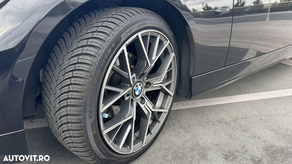 BMW Seria 3 318i - 9