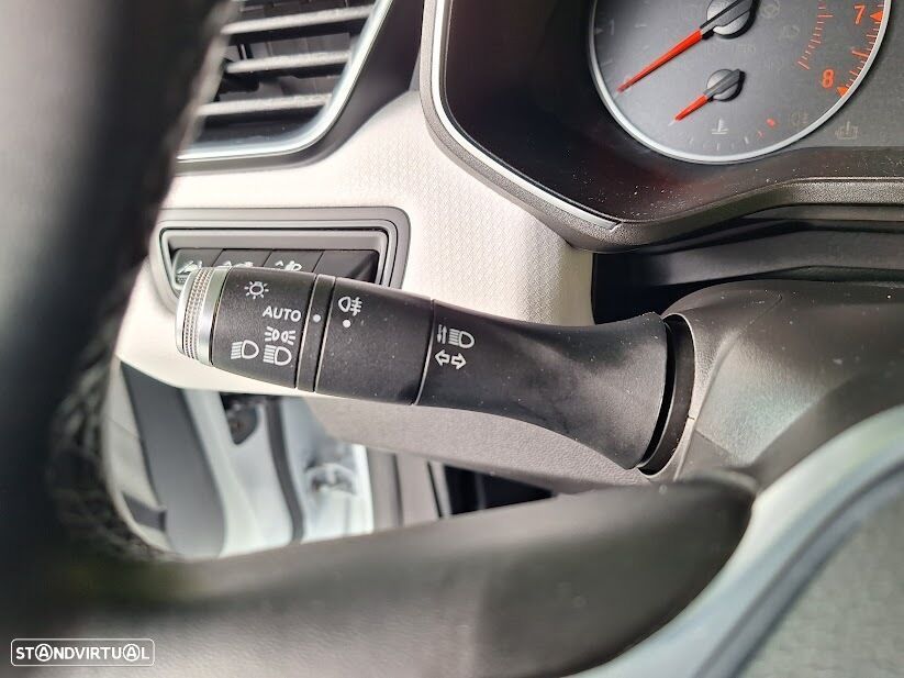 Renault Clio 1.5 Blue dCi Limited - 13