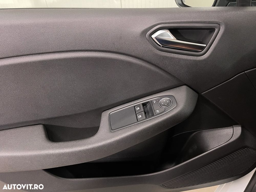 Renault Clio V E-Tech 145 Evolution - 23