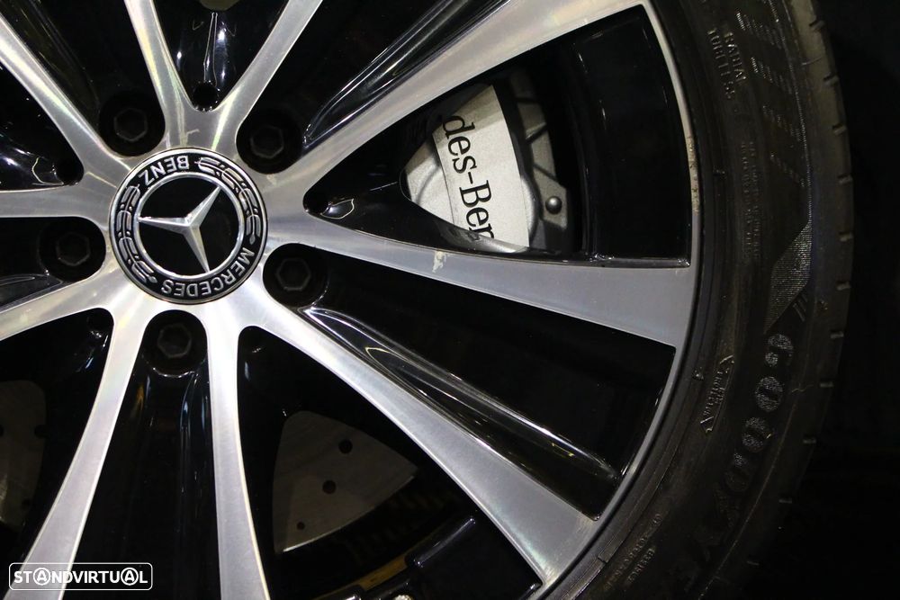 Mercedes-Benz E 300 de Exclusive Line - 4