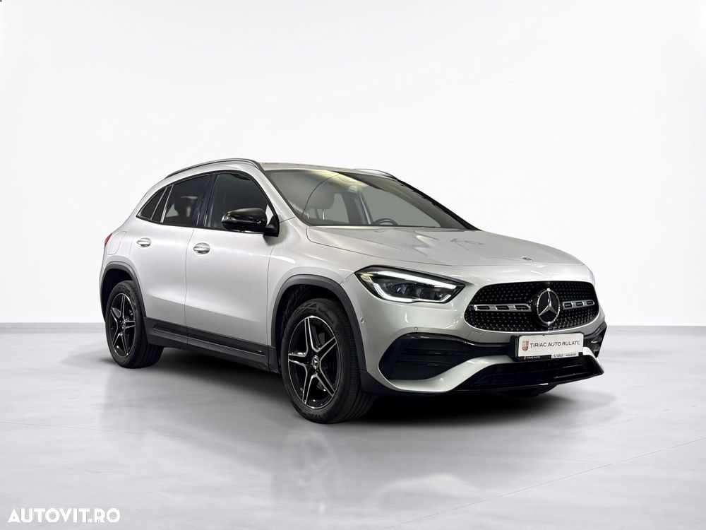 Mercedes-Benz GLA 250 e - 8