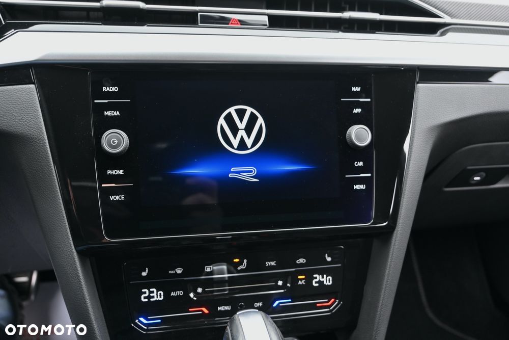 Volkswagen Arteon 2.0 TDI SCR DSG R-Line - 13