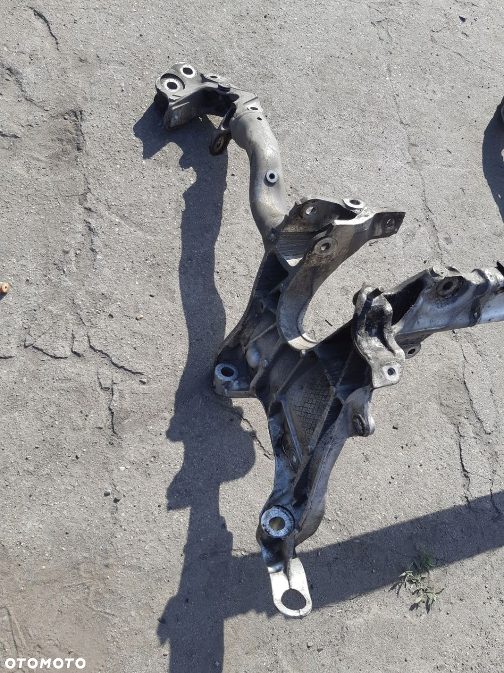 AUDI A4 B8 LIFT WÓZEK SANKI BELKA ZAWIESZENIA PRZÓD 8K0399315G - 11