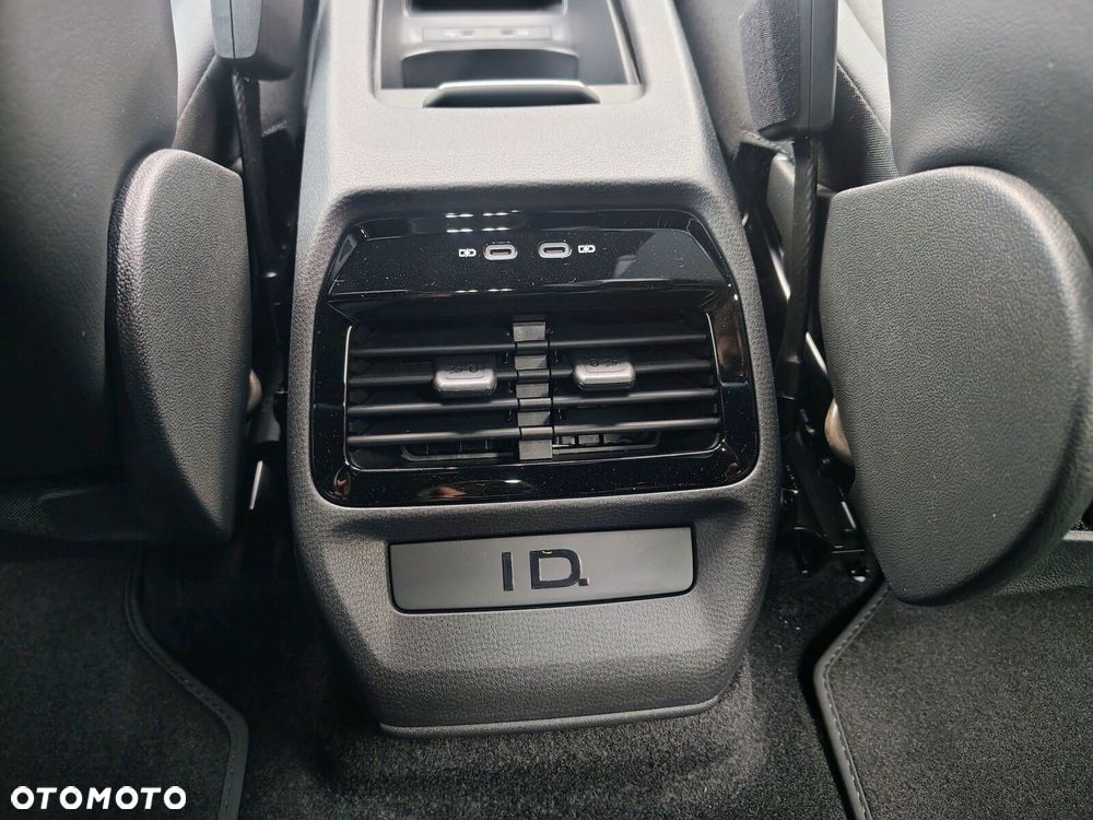 Volkswagen ID.4 - 21
