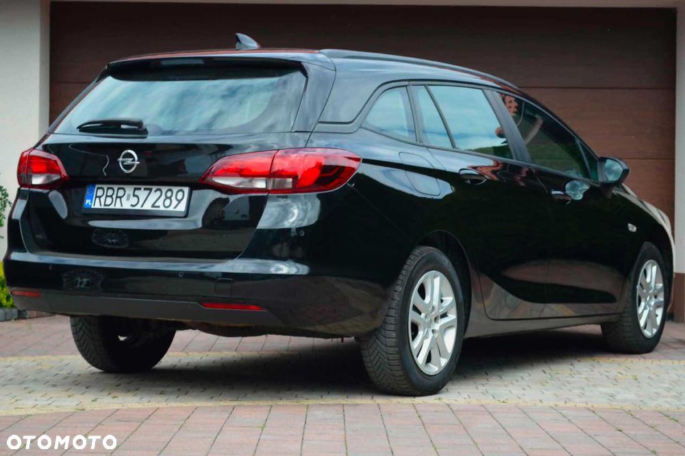 Opel Astra - 2