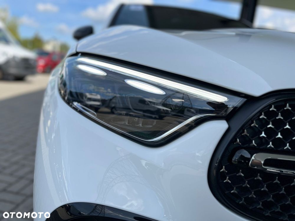 Mercedes-Benz GLC 220 d mHEV 4-Matic AMG Line - 37
