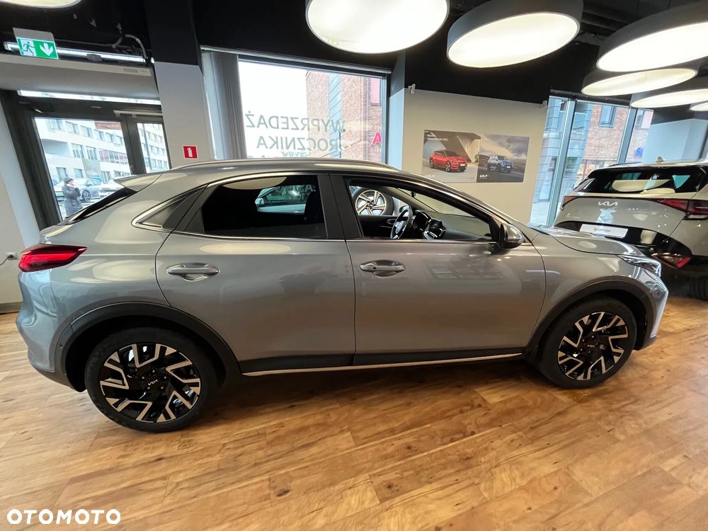 Kia XCeed 1.5 T-GDI Business Line DCT - 5