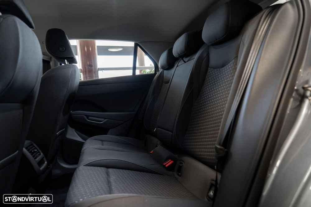 VW T-Roc 1.5 eTSI Life DSG - 9