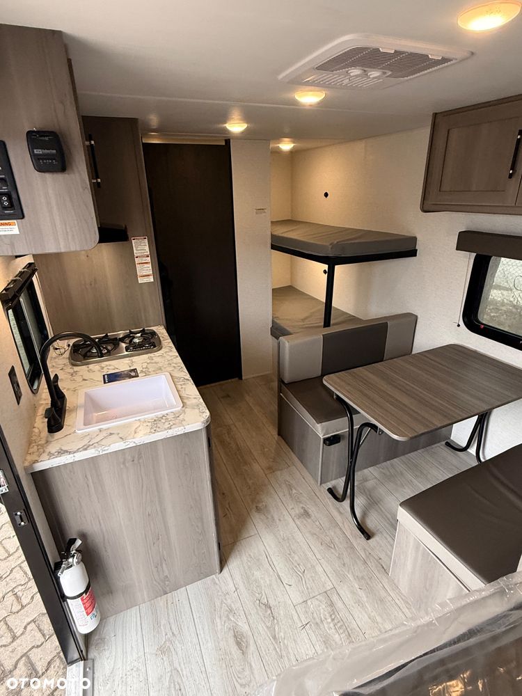 Inny *NOWA* Keystone Hideout 175BH USA - 4