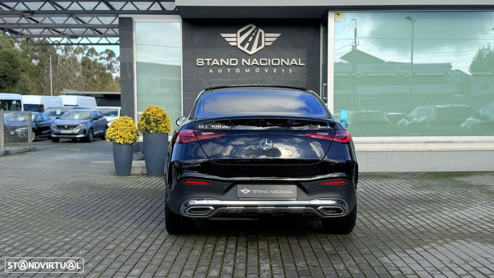 Mercedes-Benz GLC 300 e Coupe 4Matic - 3