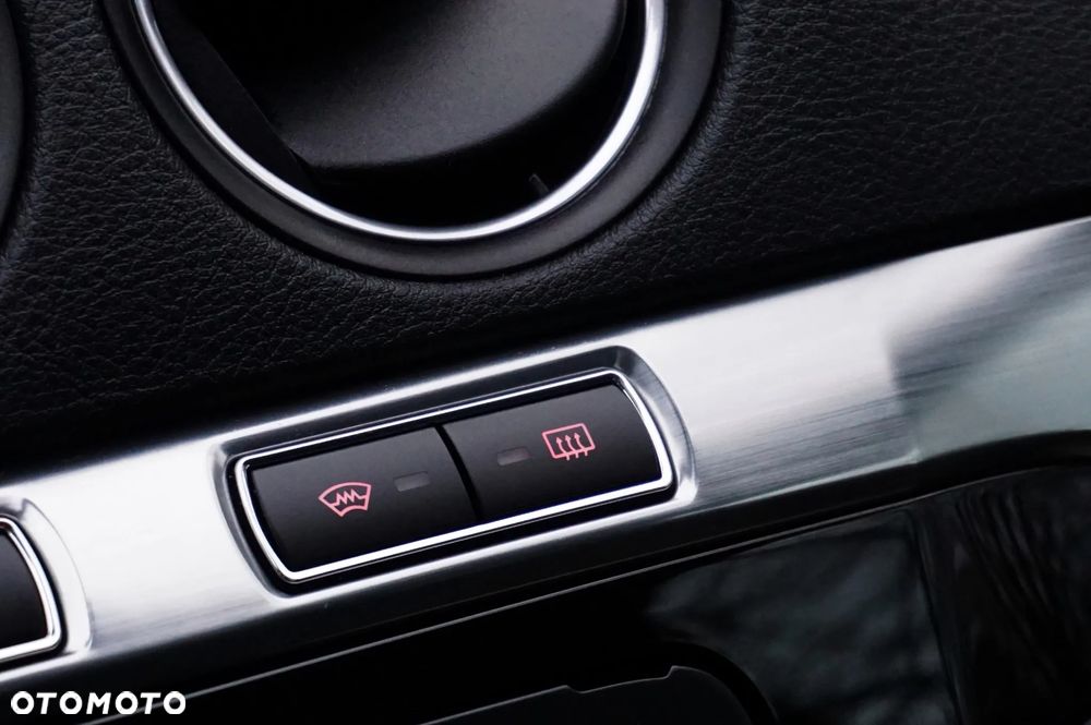 Ford S-Max 2.0 TDCi Titanium - 31